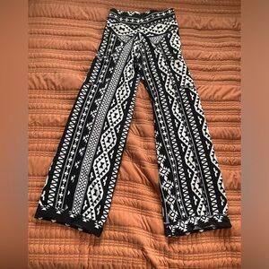 Women’s XS Organic Stretchy Black and White Flare Pants
